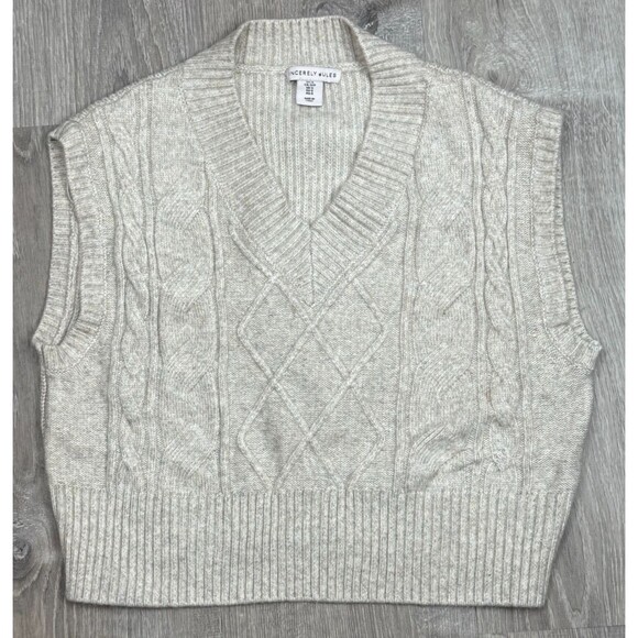 Sincerely Jules Small Cable Knit Sweater Vest Heathered Cream Cottage Academia - Picture 1 of 6